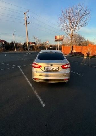 Серый Форд Фьюжн, объемом двигателя 2 л и пробегом 270 тыс. км за 11000 $, фото 3 на Automoto.ua