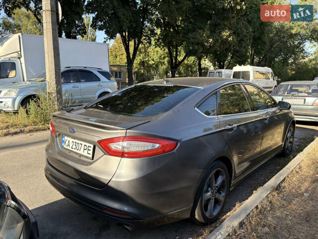 Сірий Форд Фьюжен, об'ємом двигуна 1.6 л та пробігом 158 тис. км за 9500 $, фото 3 на Automoto.ua