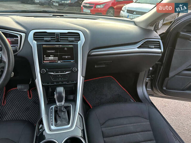 Сірий Форд Фьюжен, об'ємом двигуна 1.5 л та пробігом 250 тис. км за 7600 $, фото 27 на Automoto.ua