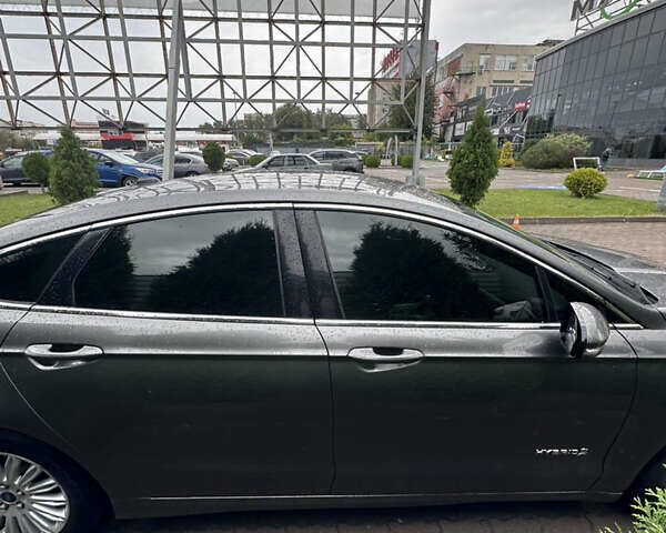 Сірий Форд Фьюжен, об'ємом двигуна 2 л та пробігом 202 тис. км за 12000 $, фото 13 на Automoto.ua