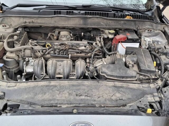 Сірий Форд Фьюжен, об'ємом двигуна 2.5 л та пробігом 198 тис. км за 9800 $, фото 12 на Automoto.ua