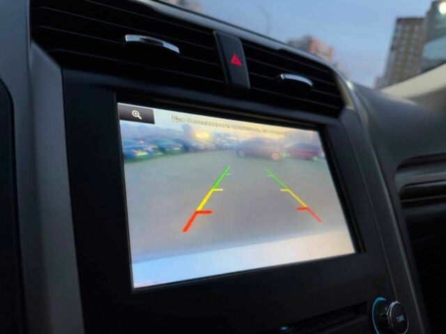 Сірий Форд Фьюжен, об'ємом двигуна 0 л та пробігом 223 тис. км за 9990 $, фото 22 на Automoto.ua