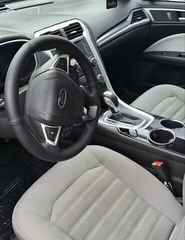 Сірий Форд Фьюжен, об'ємом двигуна 2.49 л та пробігом 198 тис. км за 9800 $, фото 4 на Automoto.ua