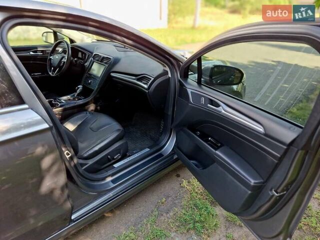 Сірий Форд Фьюжен, об'ємом двигуна 2 л та пробігом 193 тис. км за 10200 $, фото 9 на Automoto.ua