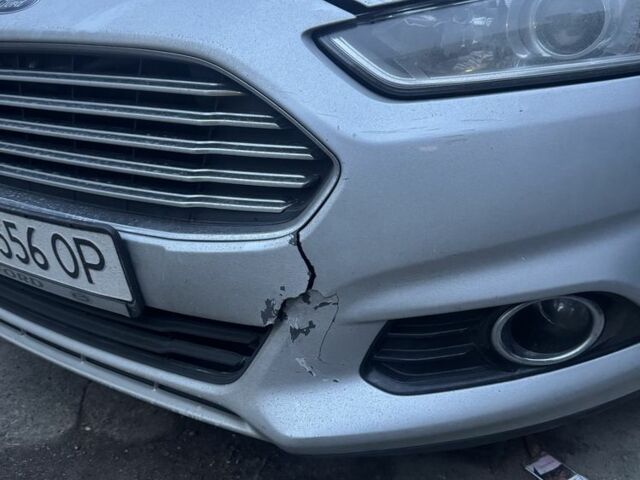 Сірий Форд Фьюжен, об'ємом двигуна 2 л та пробігом 261 тис. км за 8000 $, фото 15 на Automoto.ua