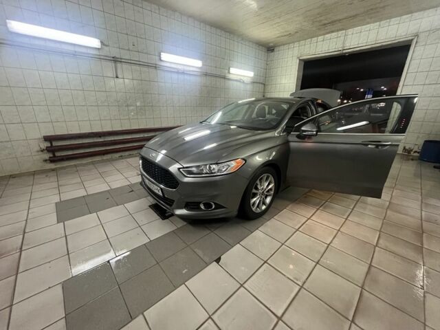 Сірий Форд Фьюжен, об'ємом двигуна 2 л та пробігом 145 тис. км за 10200 $, фото 9 на Automoto.ua