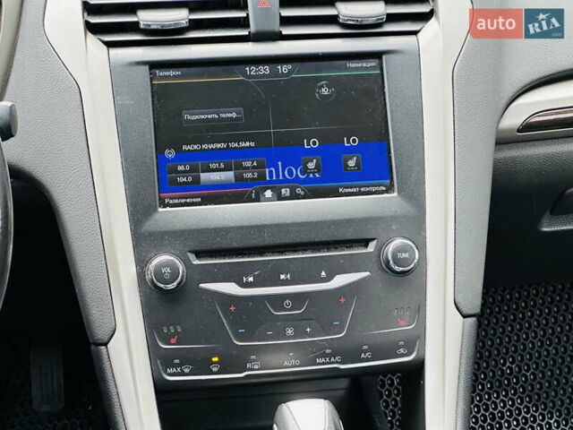 Сірий Форд Фьюжен, об'ємом двигуна 2 л та пробігом 160 тис. км за 10600 $, фото 33 на Automoto.ua