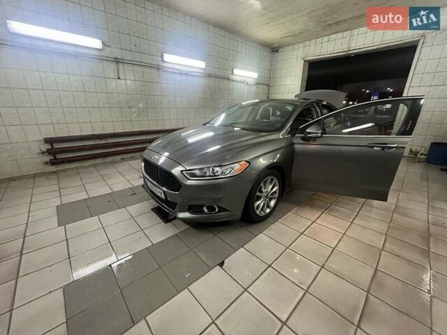 Серый Форд Фьюжн, объемом двигателя 2 л и пробегом 145 тыс. км за 10200 $, фото 8 на Automoto.ua