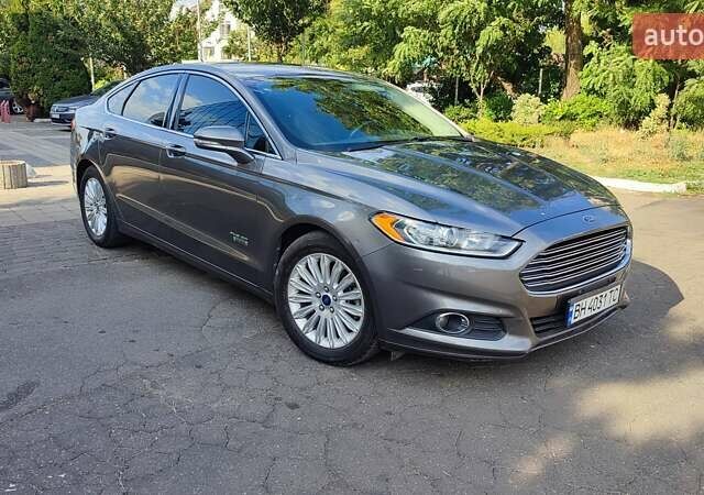 Серый Форд Фьюжн, объемом двигателя 2 л и пробегом 197 тыс. км за 12500 $, фото 15 на Automoto.ua