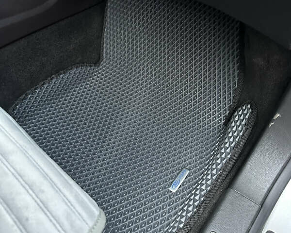 Серый Форд Фьюжн, объемом двигателя 2.49 л и пробегом 170 тыс. км за 10800 $, фото 25 на Automoto.ua