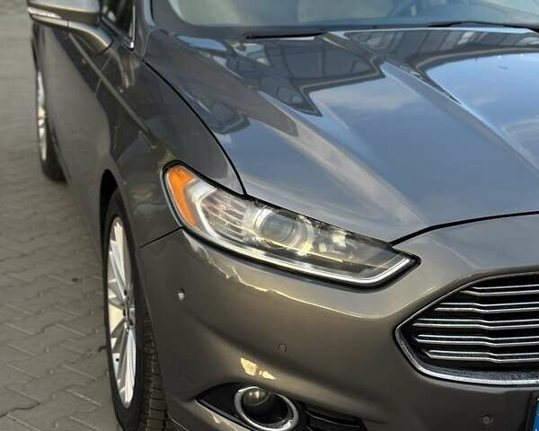 Сірий Форд Фьюжен, об'ємом двигуна 1.5 л та пробігом 170 тис. км за 9100 $, фото 10 на Automoto.ua