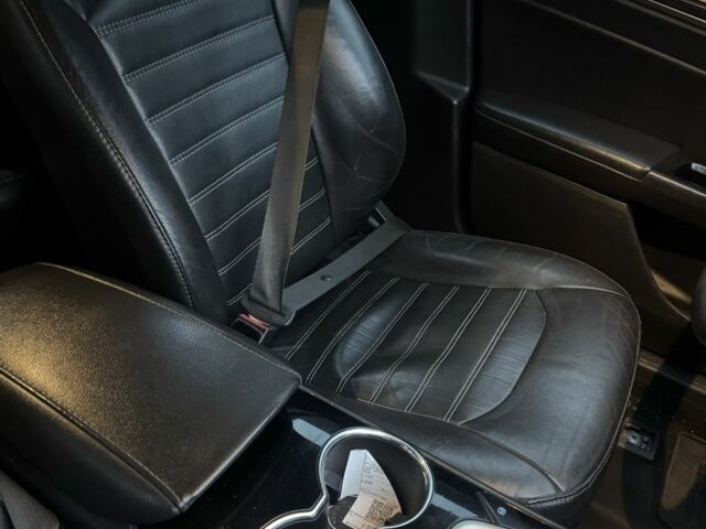 Сірий Форд Фьюжен, об'ємом двигуна 2 л та пробігом 261 тис. км за 8000 $, фото 8 на Automoto.ua