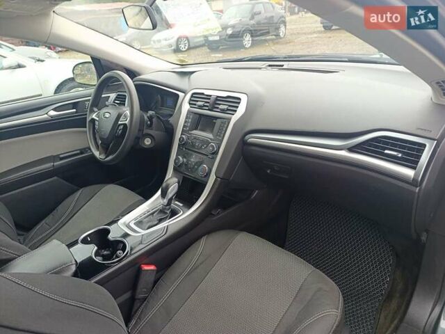 Форд Фьюжн 2014 в Ивано-Франковске на Automoto.ua Серый Форд Фьюжн, объемом двигателя 2.5 л и пробегом 220 тыс. км за 7650 $, фото 3 на Automoto.ua