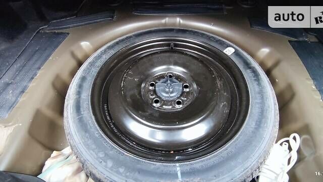 Серый Форд Фьюжн, объемом двигателя 2.5 л и пробегом 198 тыс. км за 11500 $, фото 11 на Automoto.ua