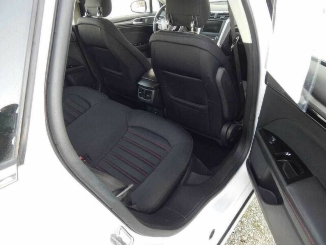 Серый Форд Фьюжн, объемом двигателя 2 л и пробегом 84 тыс. км за 18900 $, фото 11 на Automoto.ua