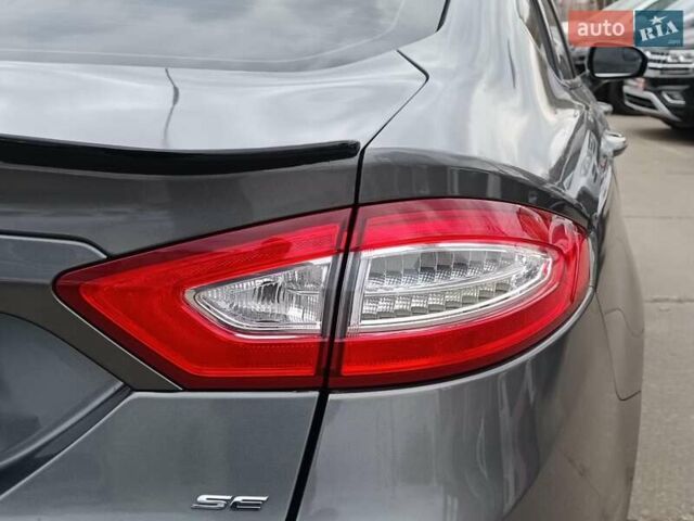 Серый Форд Фьюжн, объемом двигателя 1.5 л и пробегом 283 тыс. км за 8490 $, фото 7 на Automoto.ua