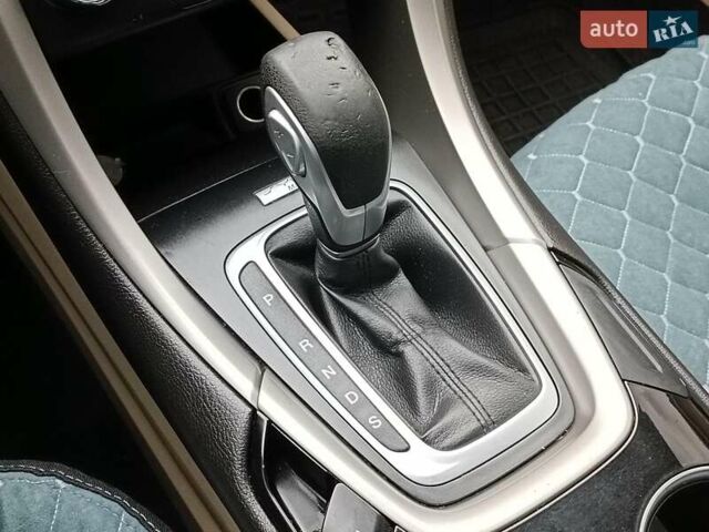 Серый Форд Фьюжн, объемом двигателя 1.5 л и пробегом 283 тыс. км за 8490 $, фото 21 на Automoto.ua