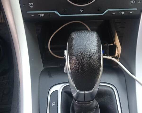 Сірий Форд Фьюжен, об'ємом двигуна 2.5 л та пробігом 235 тис. км за 10300 $, фото 3 на Automoto.ua