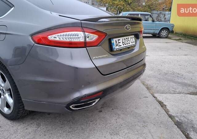 Серый Форд Фьюжн, объемом двигателя 2 л и пробегом 330 тыс. км за 8500 $, фото 9 на Automoto.ua