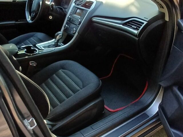 Серый Форд Фьюжн, объемом двигателя 2.5 л и пробегом 290 тыс. км за 7200 $, фото 3 на Automoto.ua