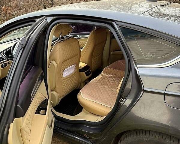 Серый Форд Фьюжн, объемом двигателя 2 л и пробегом 170 тыс. км за 8500 $, фото 2 на Automoto.ua