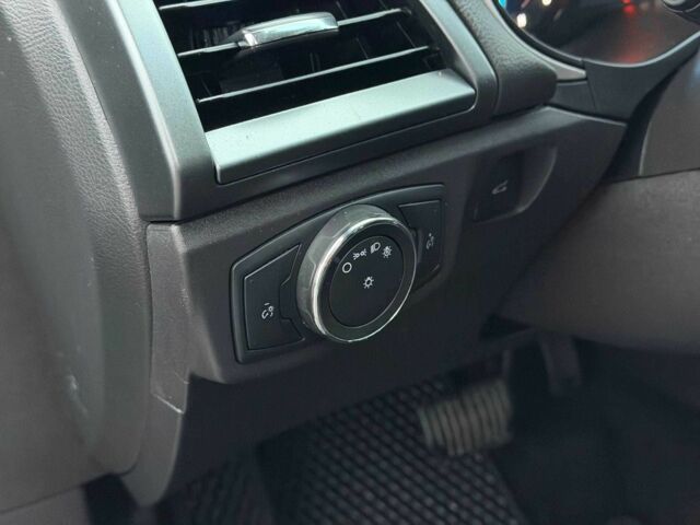 Серый Форд Фьюжн, объемом двигателя 2.5 л и пробегом 224 тыс. км за 9800 $, фото 12 на Automoto.ua