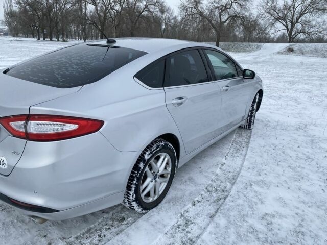 Сірий Форд Фьюжен, об'ємом двигуна 2.5 л та пробігом 181 тис. км за 9300 $, фото 7 на Automoto.ua