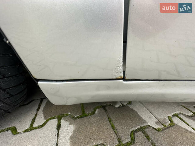 Серый Форд Фьюжн, объемом двигателя 2.5 л и пробегом 227 тыс. км за 8800 $, фото 20 на Automoto.ua