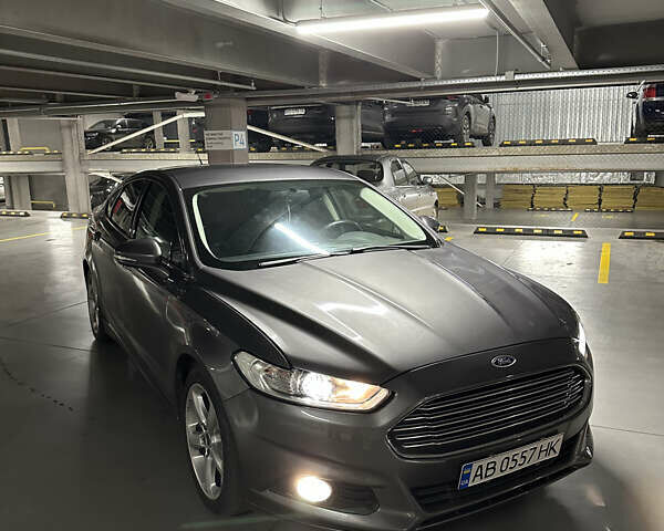 Серый Форд Фьюжн, объемом двигателя 2.5 л и пробегом 238 тыс. км за 9300 $, фото 5 на Automoto.ua