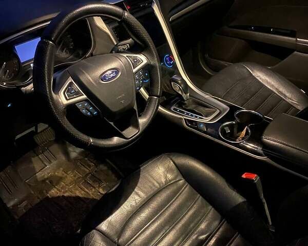 Серый Форд Фьюжн, объемом двигателя 2.49 л и пробегом 180 тыс. км за 9199 $, фото 5 на Automoto.ua