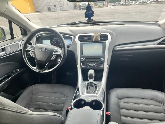 Серый Форд Фьюжн, объемом двигателя 2.5 л и пробегом 299 тыс. км за 8500 $, фото 10 на Automoto.ua