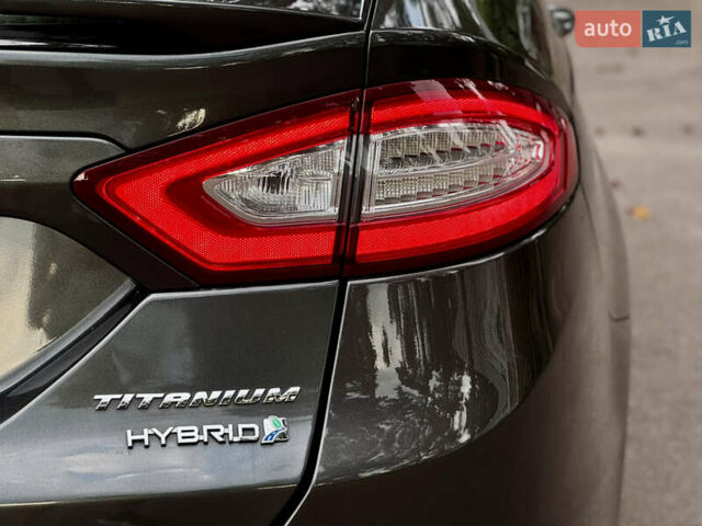 Форд Фьюжн 2014 в Виннице на Automoto.ua Серый Форд Фьюжн, объемом двигателя 2 л и пробегом 228 тыс. км за 12700 $, фото 25 на Automoto.ua