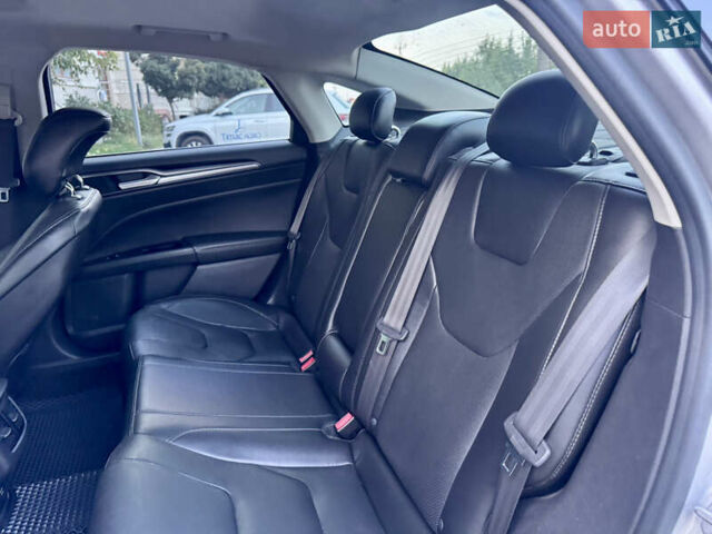 Серый Форд Фьюжн, объемом двигателя 2 л и пробегом 266 тыс. км за 12400 $, фото 58 на Automoto.ua
