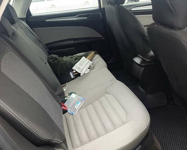 Форд Фьюжн 2014 в Ивано-Франковске на Automoto.ua Серый Форд Фьюжн, объемом двигателя 2.5 л и пробегом 220 тыс. км за 7650 $, фото 9 на Automoto.ua