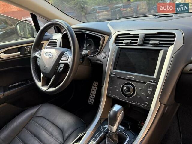 Сірий Форд Фьюжен, об'ємом двигуна 2 л та пробігом 152 тис. км за 11499 $, фото 39 на Automoto.ua