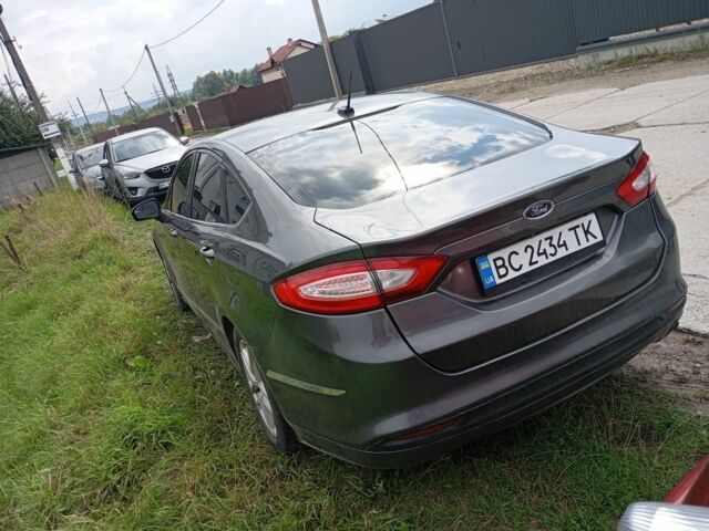 Серый Форд Фьюжн, объемом двигателя 1.5 л и пробегом 178 тыс. км за 8000 $, фото 5 на Automoto.ua