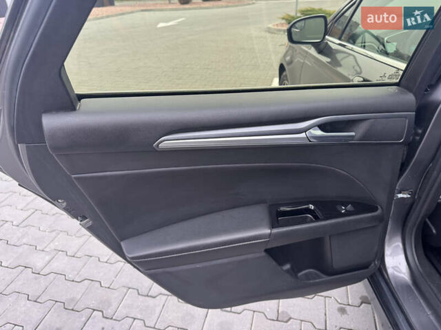 Сірий Форд Фьюжен, об'ємом двигуна 2 л та пробігом 303 тис. км за 9200 $, фото 19 на Automoto.ua