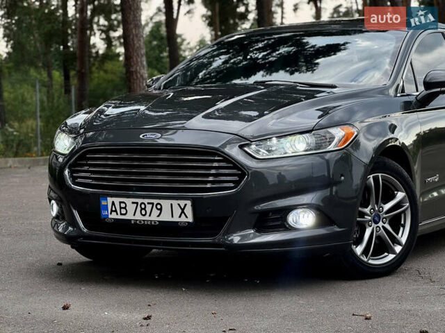 Форд Фьюжн 2014 в Виннице на Automoto.ua Серый Форд Фьюжн, объемом двигателя 2 л и пробегом 228 тыс. км за 12700 $, фото 2 на Automoto.ua