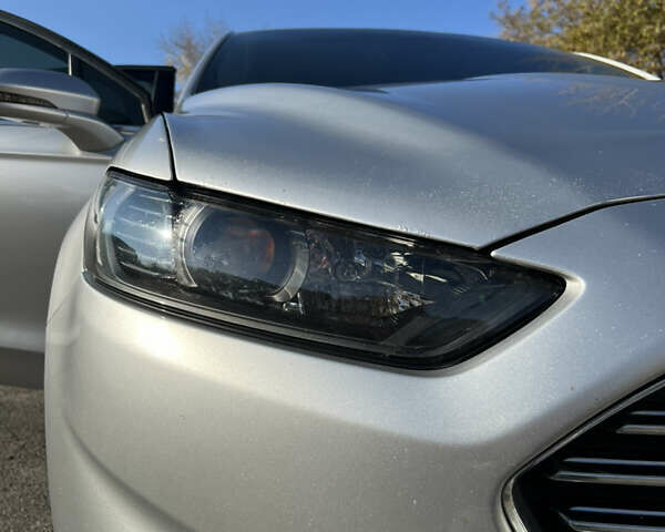 Серый Форд Фьюжн, объемом двигателя 2.5 л и пробегом 275 тыс. км за 9000 $, фото 22 на Automoto.ua