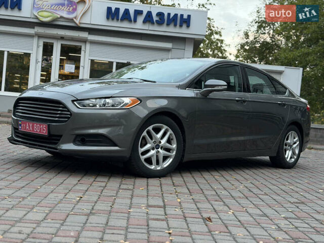 Сірий Форд Фьюжен, об'ємом двигуна 2.5 л та пробігом 252 тис. км за 9500 $, фото 6 на Automoto.ua