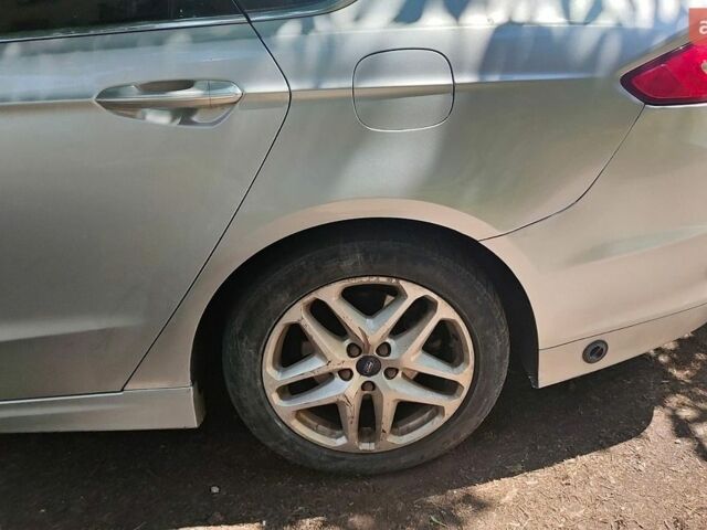Сірий Форд Фьюжен, об'ємом двигуна 2.5 л та пробігом 380 тис. км за 8200 $, фото 29 на Automoto.ua