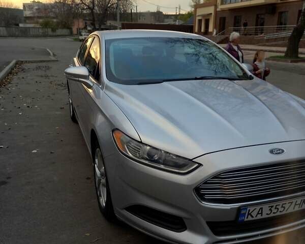 Сірий Форд Фьюжен, об'ємом двигуна 1.5 л та пробігом 211 тис. км за 8000 $, фото 4 на Automoto.ua