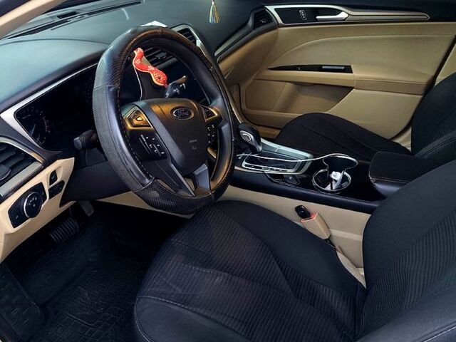 Форд Фьюжн 2014 в Белой Церкве на Automoto.ua Серый Форд Фьюжн, объемом двигателя 2.5 л и пробегом 262 тыс. км за 10300 $, фото 5 на Automoto.ua