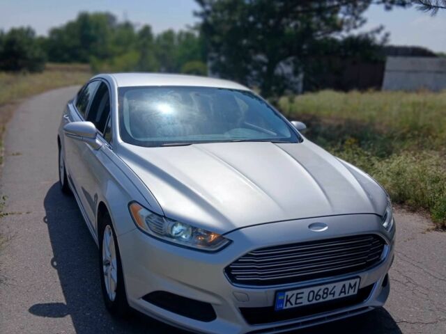 Форд Фьюжн 2014 в Днепре (Днепропетровске) на Automoto.ua Серый Форд Фьюжн, объемом двигателя 2.5 л и пробегом 360 тыс. км за 8000 $, фото 4 на Automoto.ua
