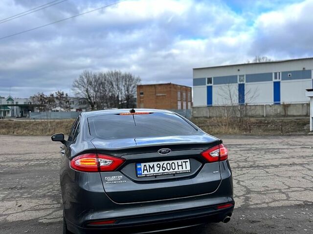 Сірий Форд Фьюжен, об'ємом двигуна 2.5 л та пробігом 0 тис. км за 9800 $, фото 5 на Automoto.ua