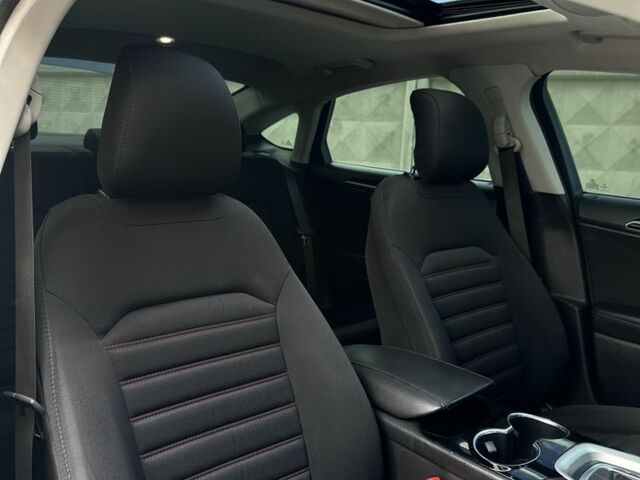 Серый Форд Фьюжн, объемом двигателя 2 л и пробегом 160 тыс. км за 8450 $, фото 7 на Automoto.ua