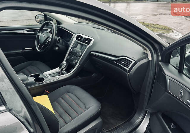 Серый Форд Фьюжн, объемом двигателя 2.49 л и пробегом 203 тыс. км за 8900 $, фото 9 на Automoto.ua