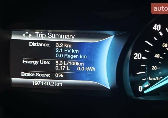 Серый Форд Фьюжн, объемом двигателя 2 л и пробегом 197 тыс. км за 12500 $, фото 7 на Automoto.ua