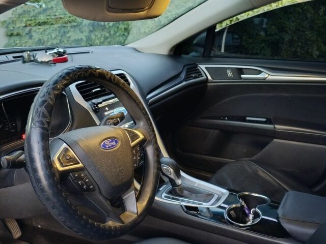 Сірий Форд Фьюжен, об'ємом двигуна 2.5 л та пробігом 240 тис. км за 9800 $, фото 5 на Automoto.ua