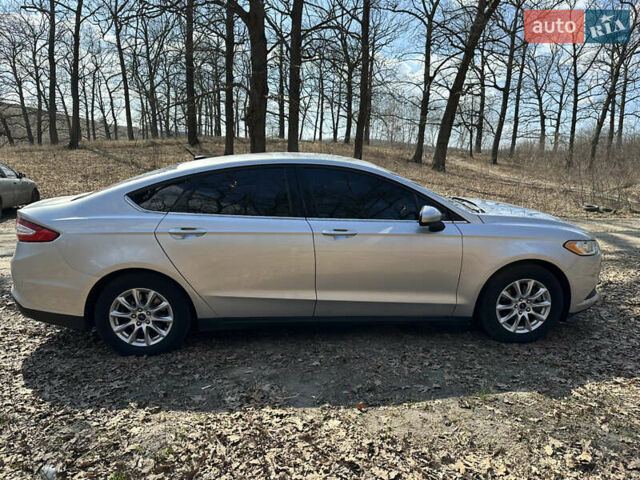 Серый Форд Фьюжн, объемом двигателя 2.49 л и пробегом 170 тыс. км за 10800 $, фото 7 на Automoto.ua